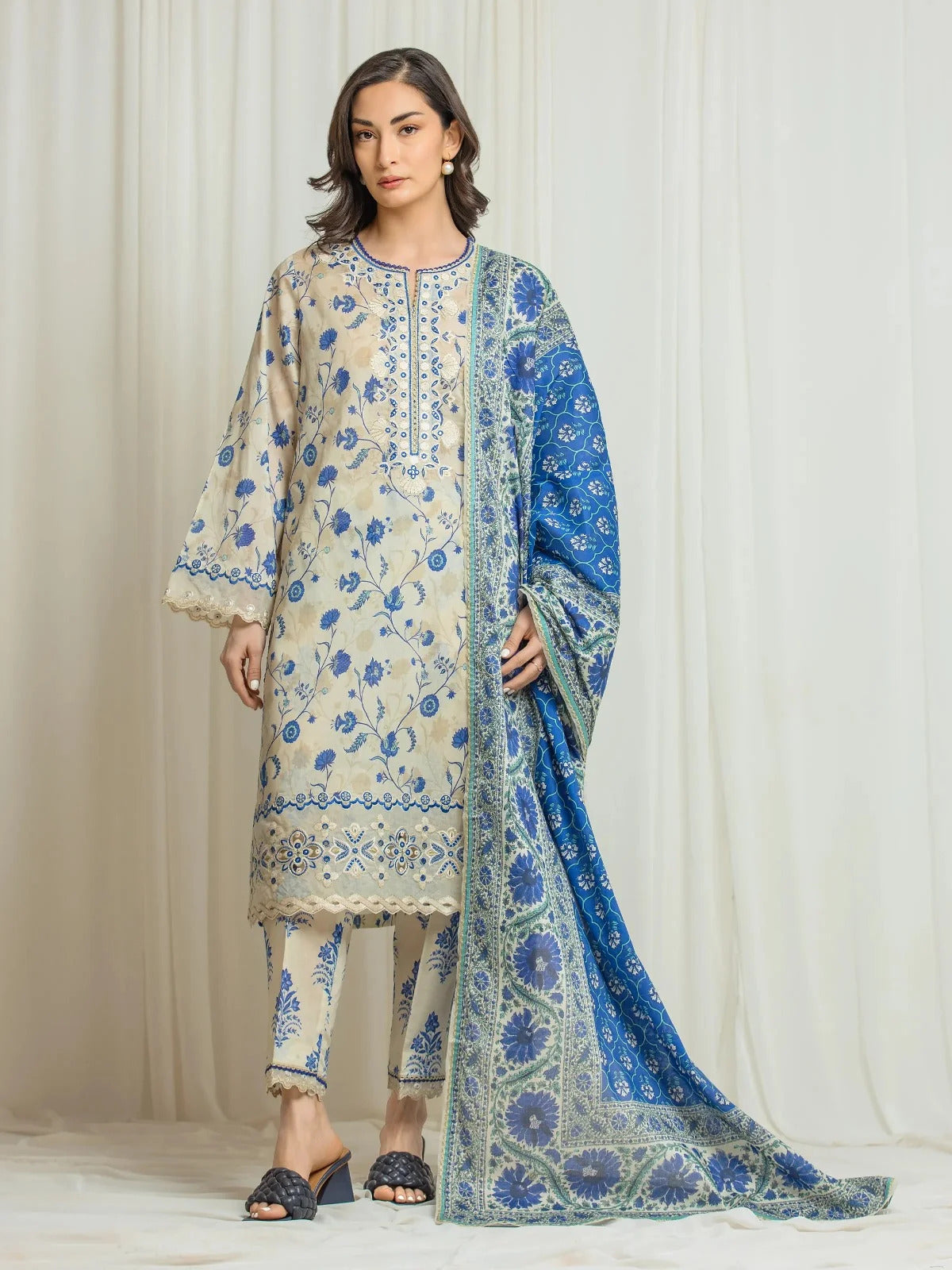 Edenrobe Digital Lawn 3-Piece Un-Stitched